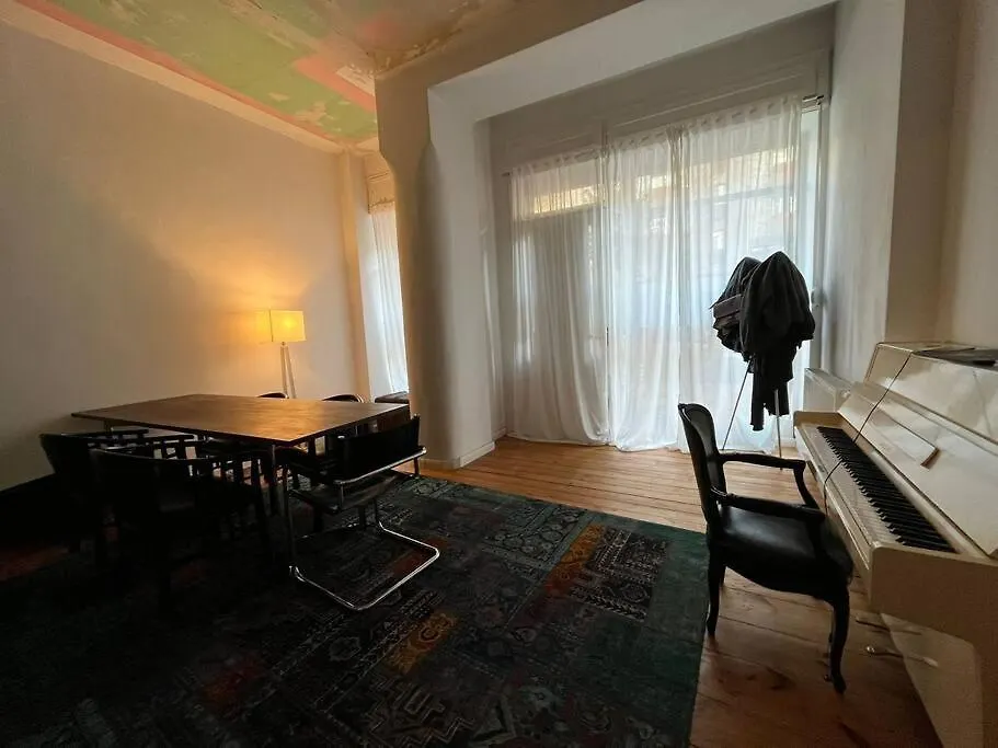 Schones Loft Mit Kamin In Mitte Gesundbrunnen Apartamento Berlim