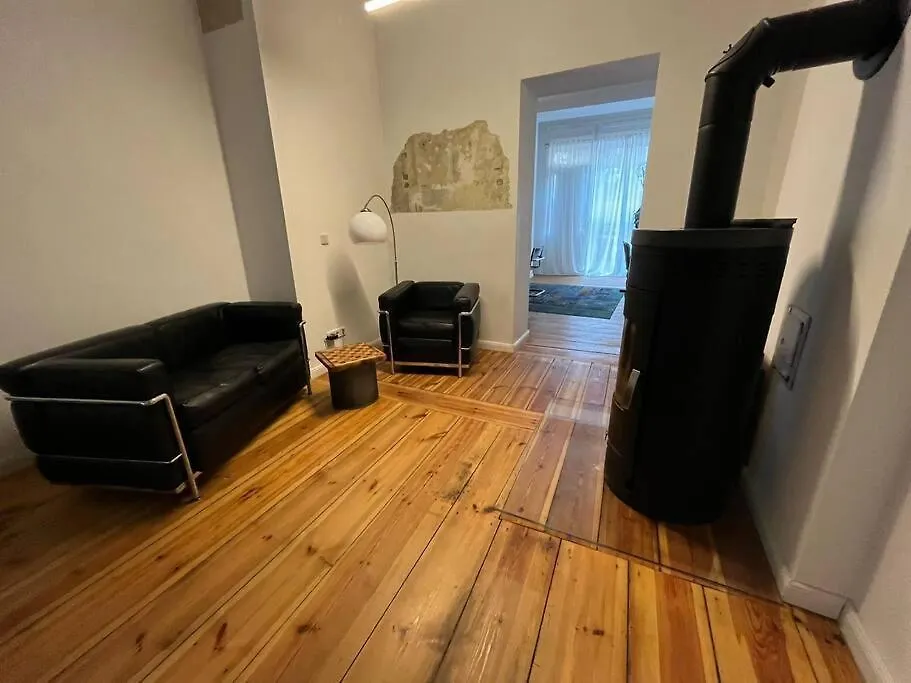 Schones Loft Mit Kamin In Mitte Gesundbrunnen Daire Berlin Almanya